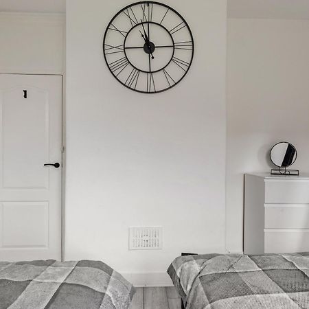 Beautifully Modern 2-Bed Apartment W/Garden London Exterior foto