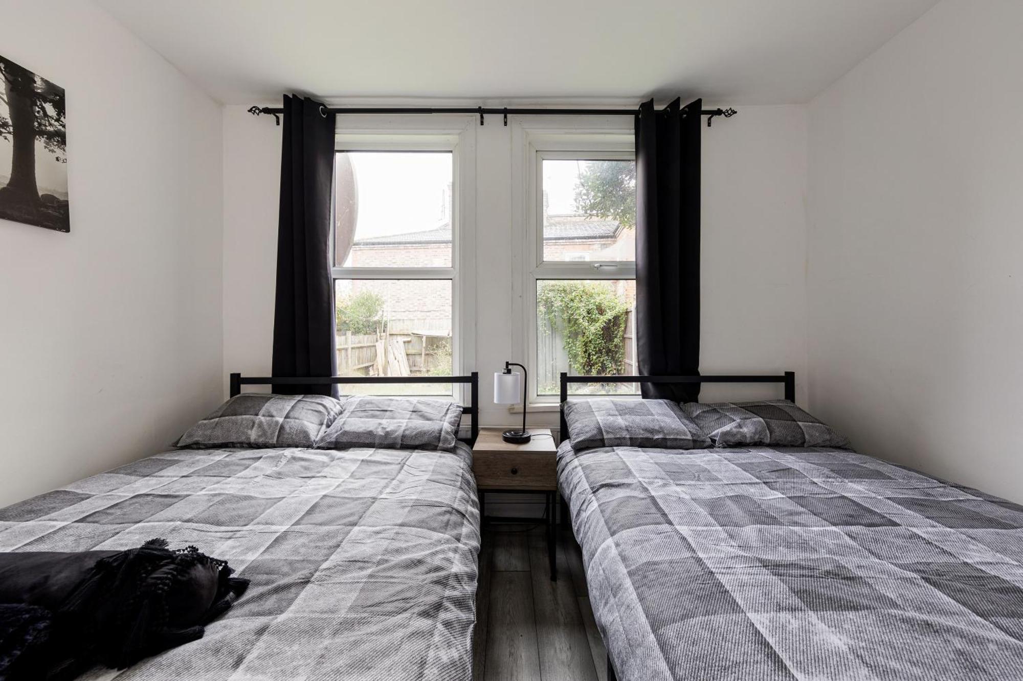 Beautifully Modern 2-Bed Apartment W/Garden London Exterior foto